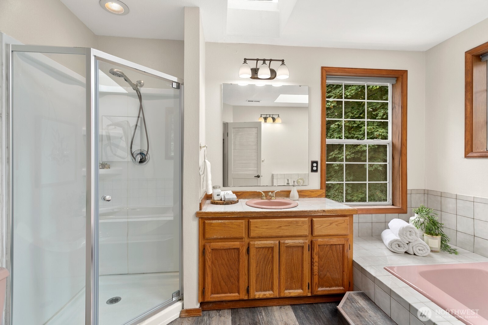 6108 Nahane West NE