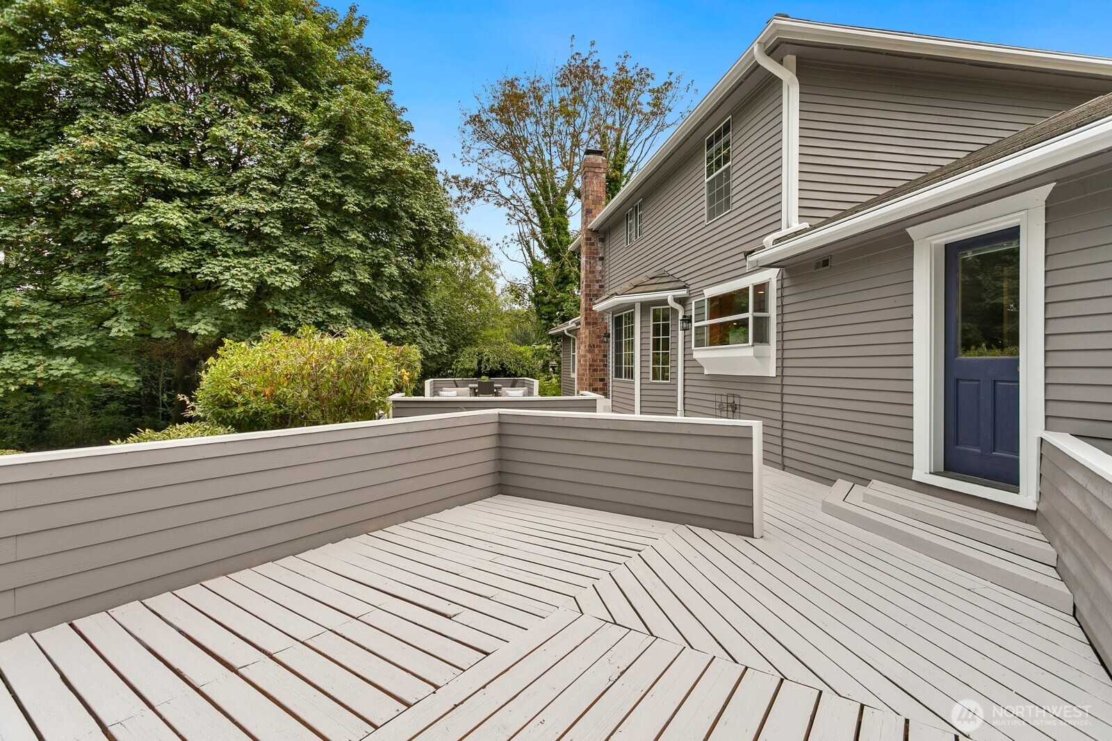 6108 Nahane West NE