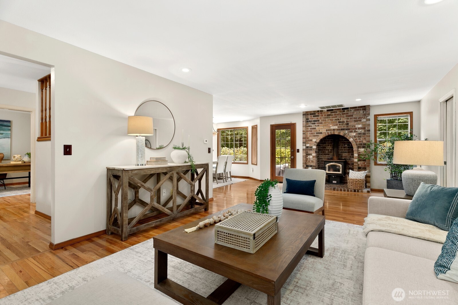 6108 Nahane West NE