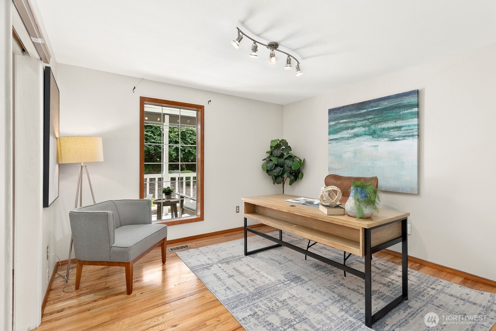 6108 Nahane West NE