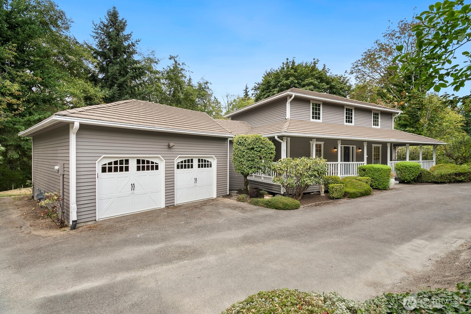 6108 Nahane West NE