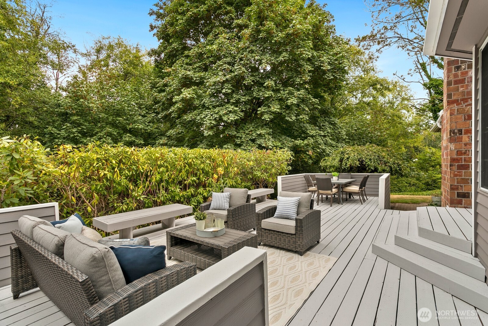 6108 Nahane West NE