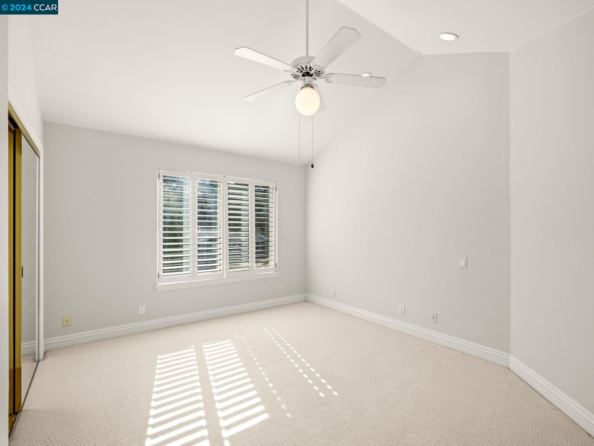 1420 Jackson Way, Alamo