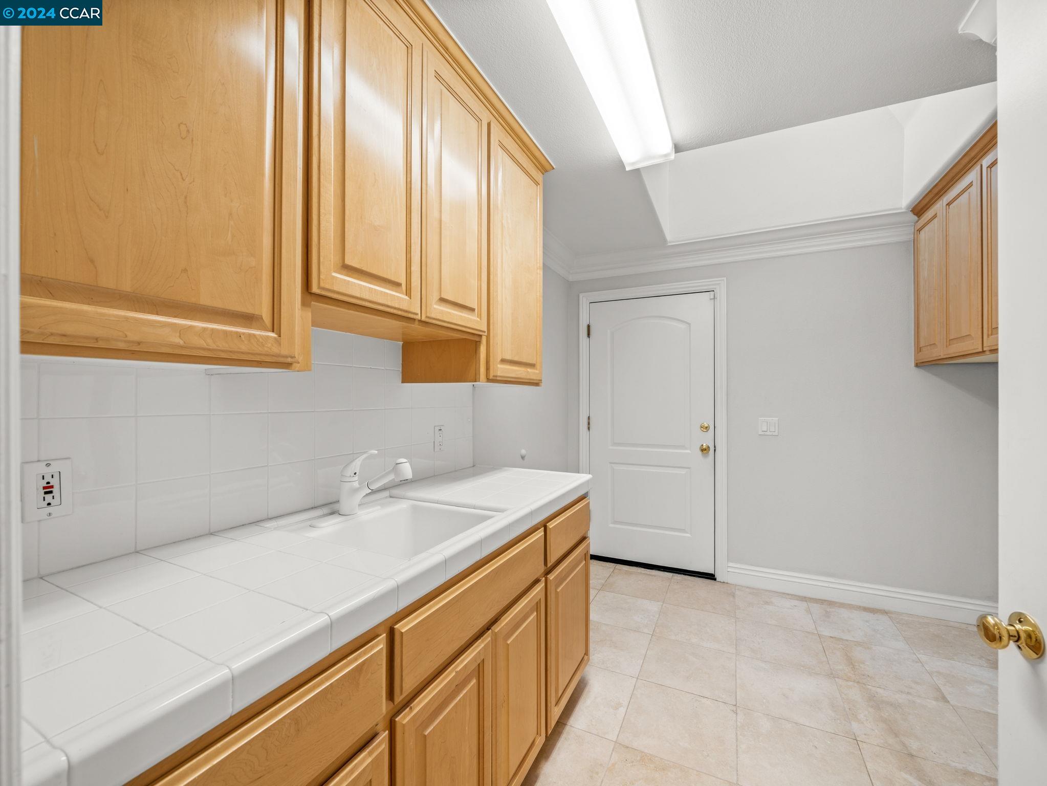 1420 Jackson Way, Alamo