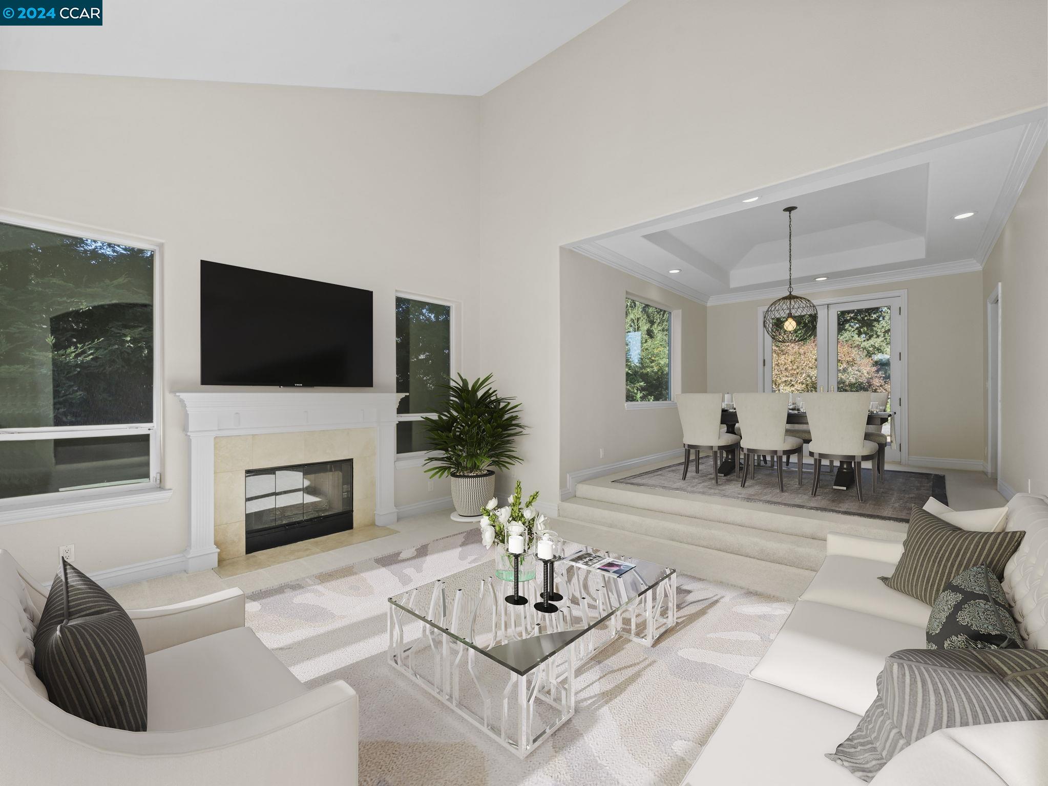 1420 Jackson Way, Alamo