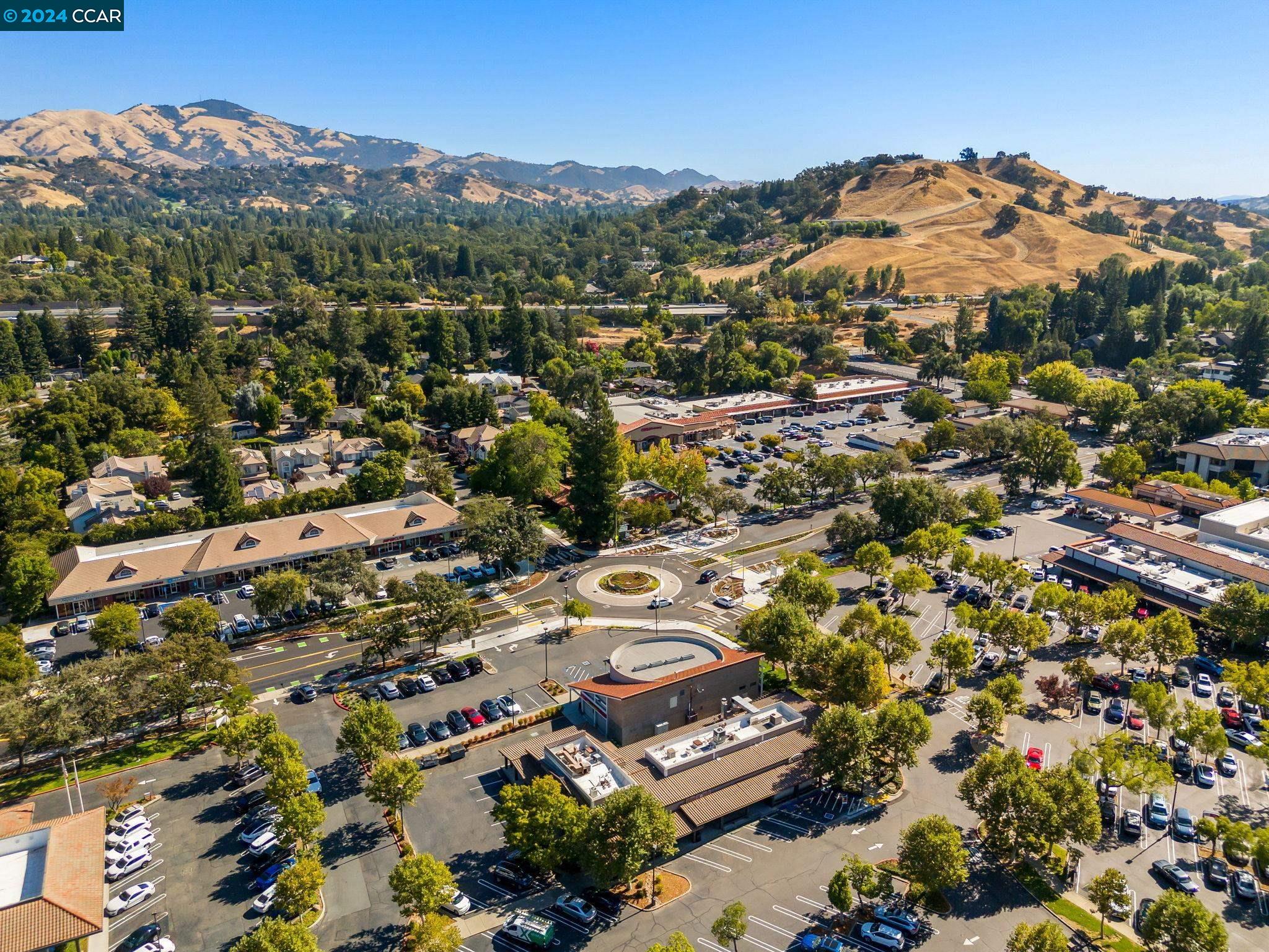 1420 Jackson Way, Alamo