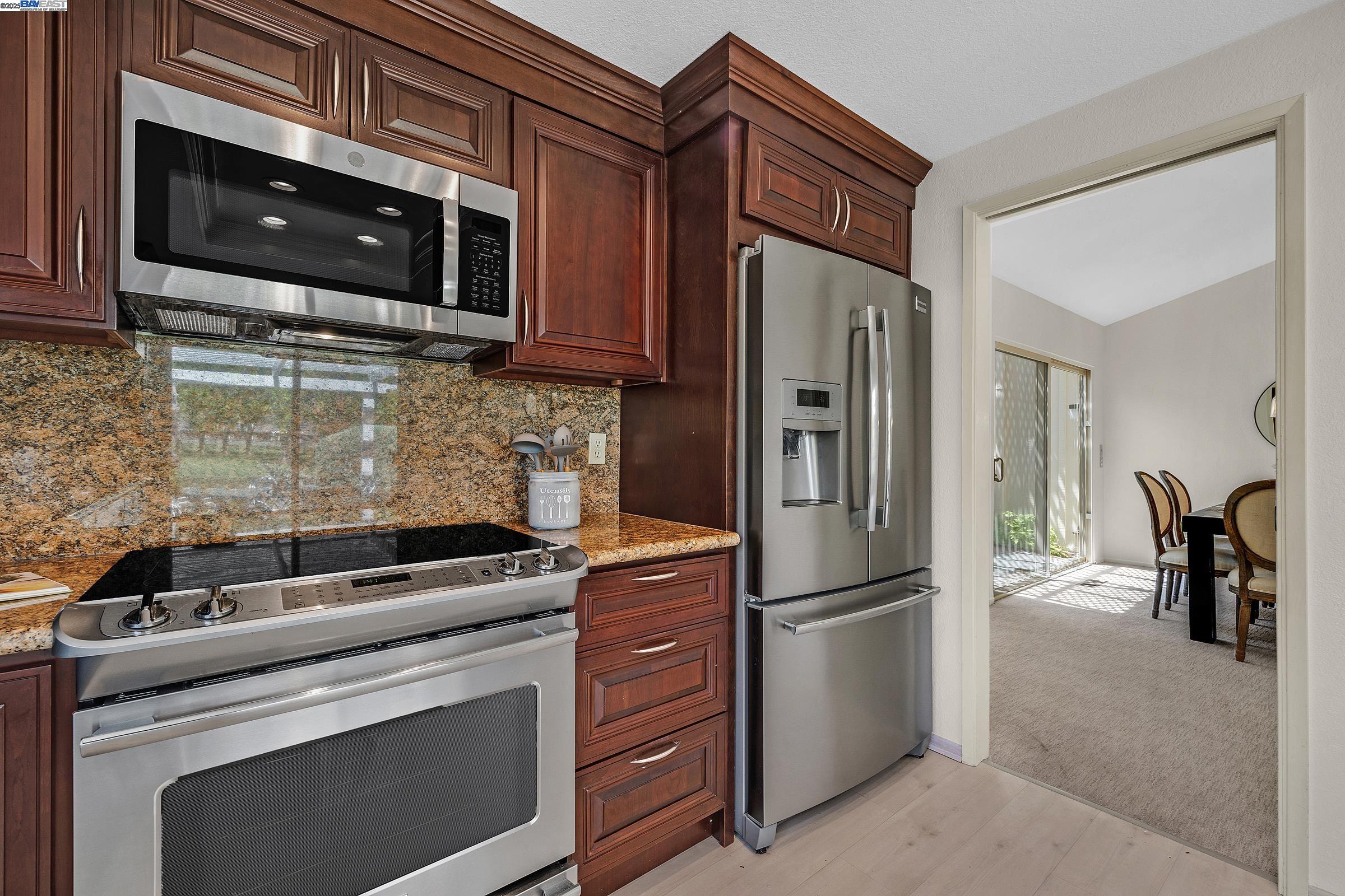 2108 Myrtle Beach Ln, Danville