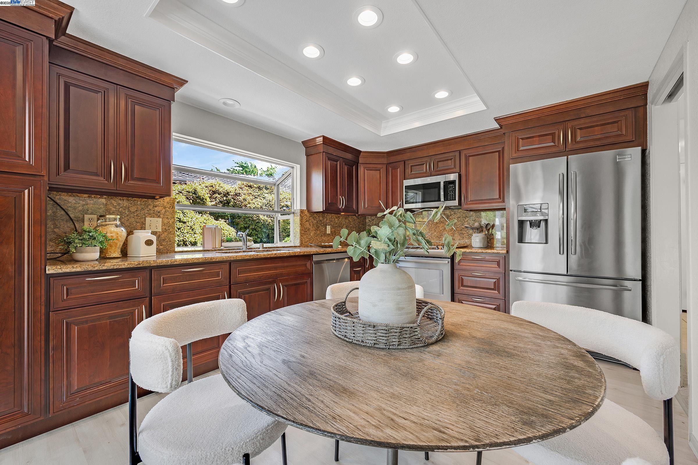 2108 Myrtle Beach Ln, Danville