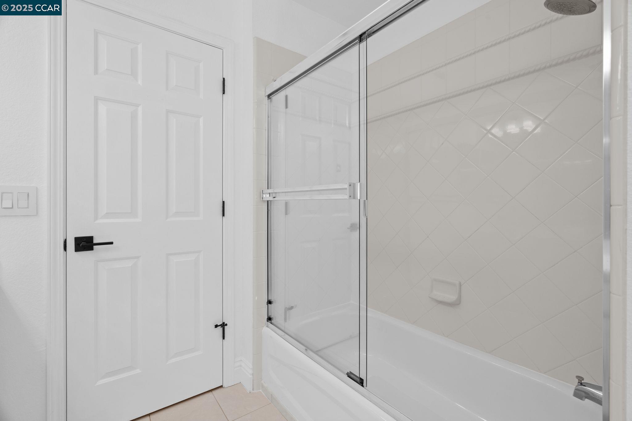 107 Leafield Rd, Danville