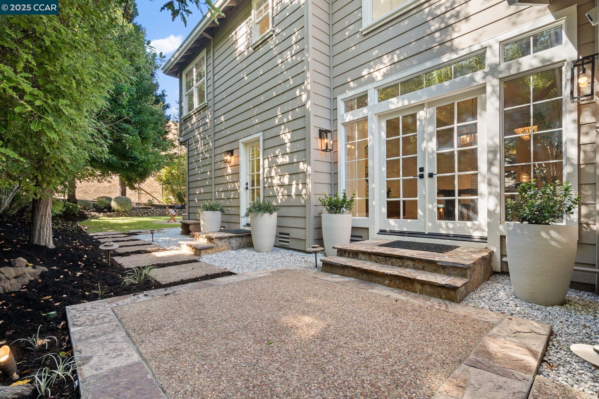 107 Leafield Rd, Danville