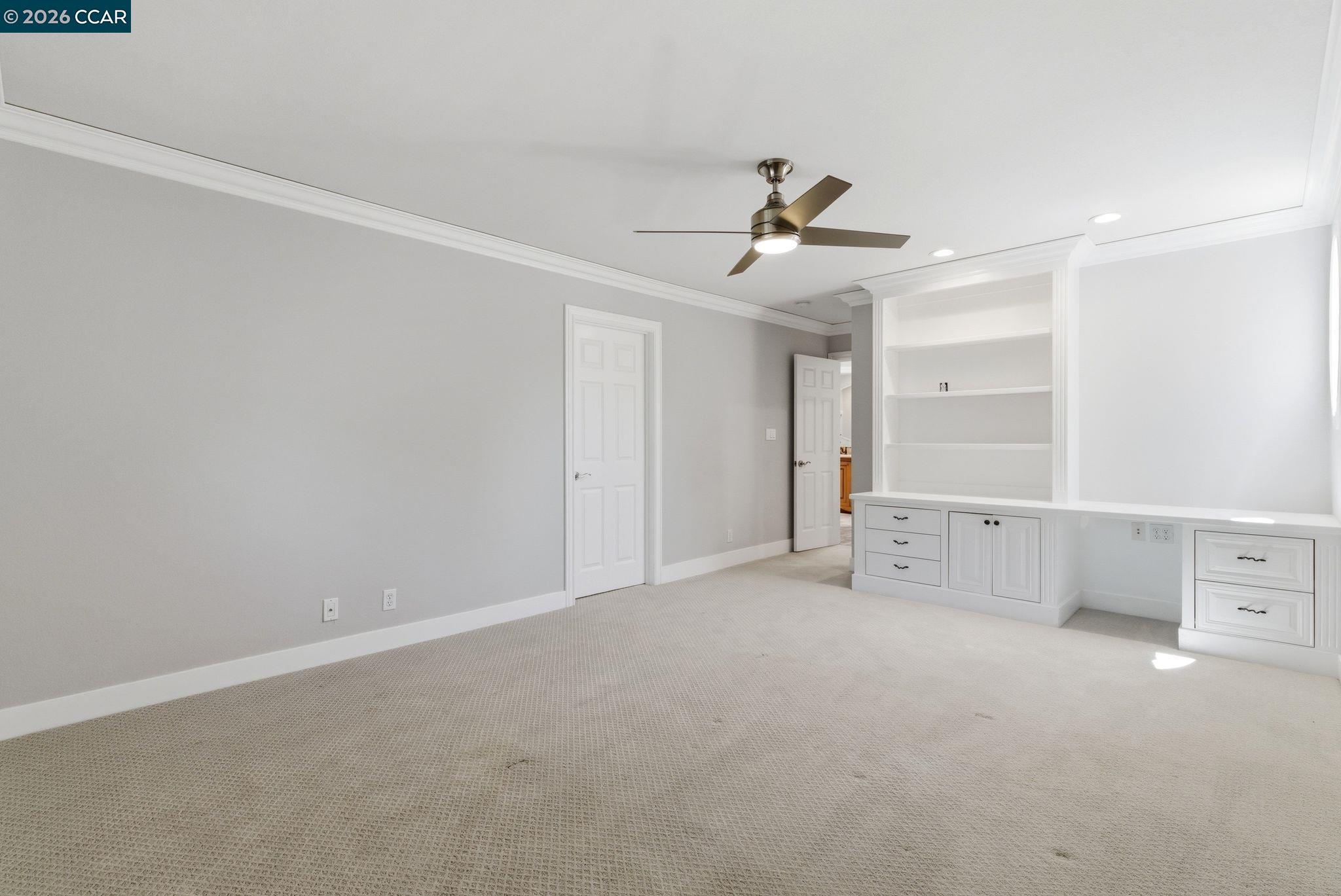 316 Live Oak Dr