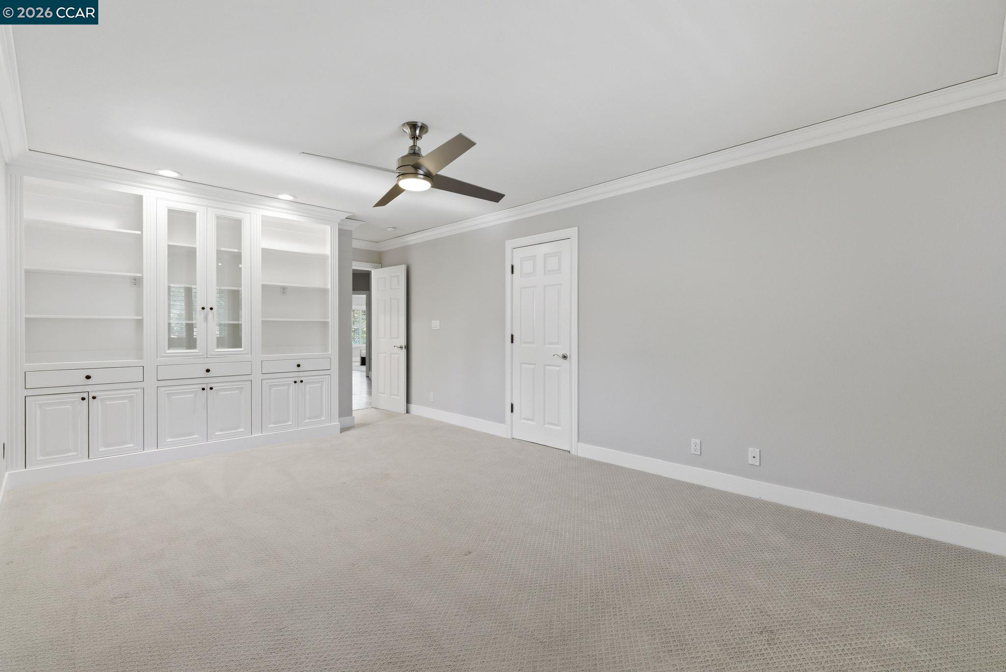316 Live Oak Dr