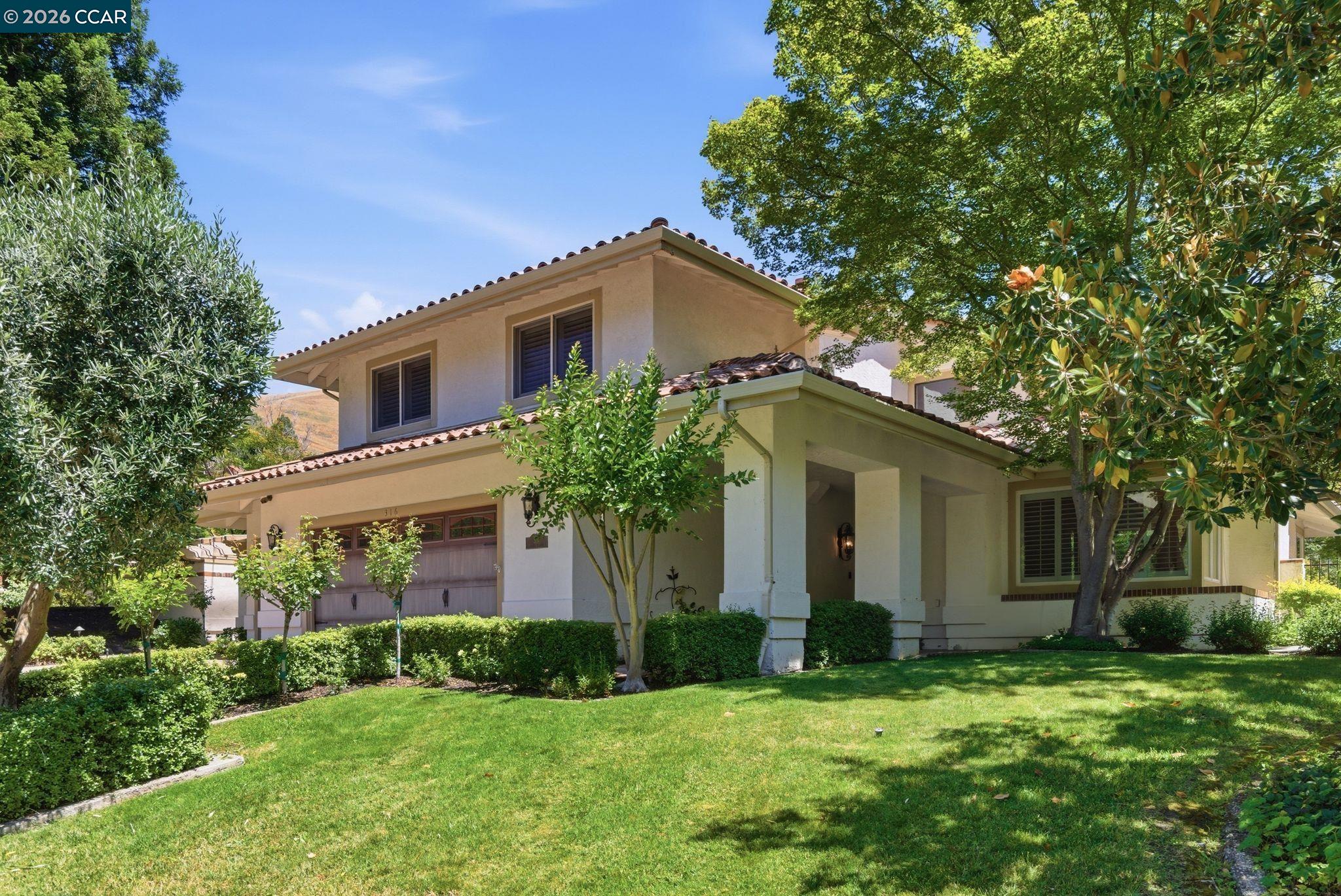 316 Live Oak Dr