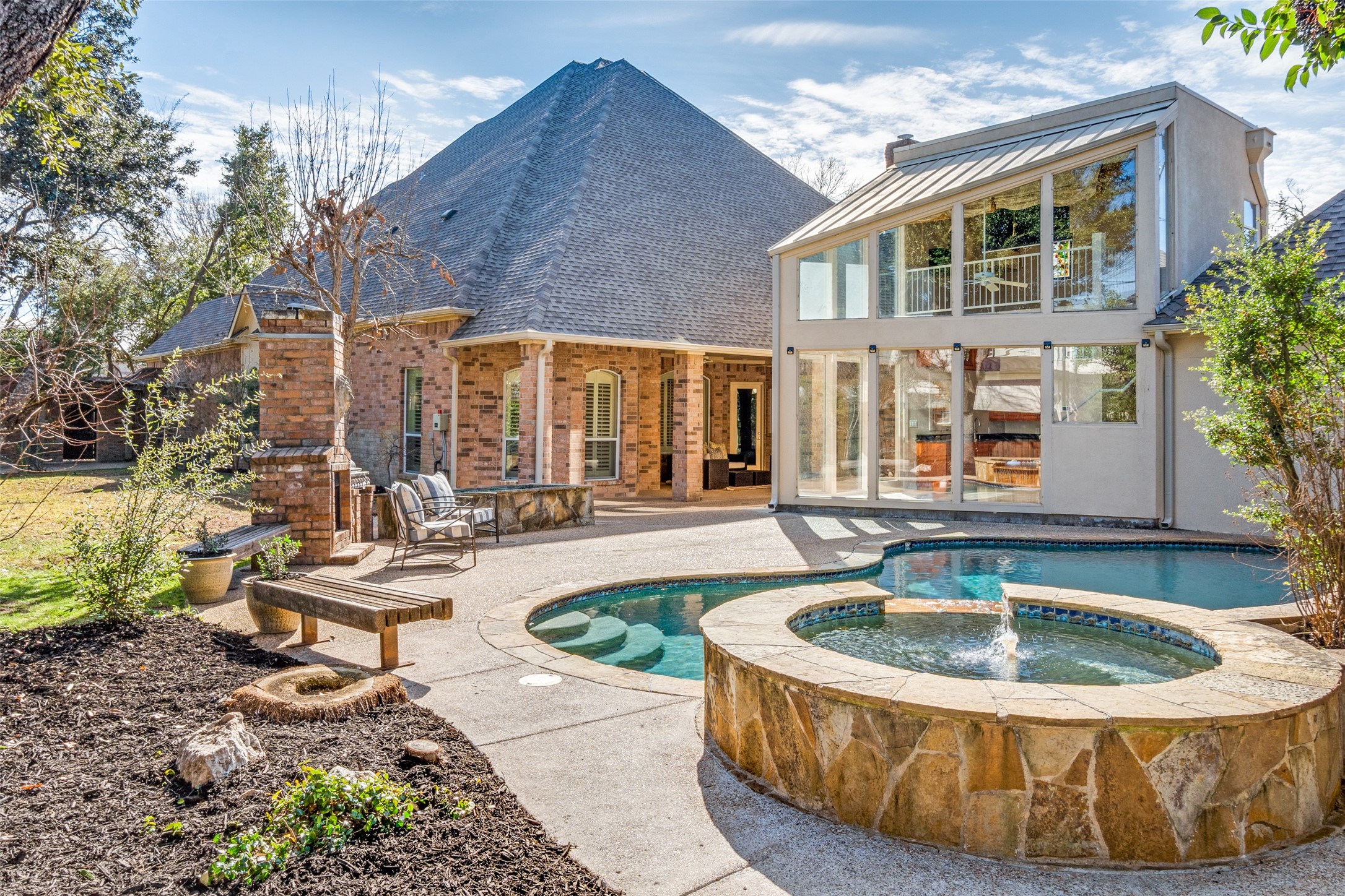 6131 Royalton Drive
