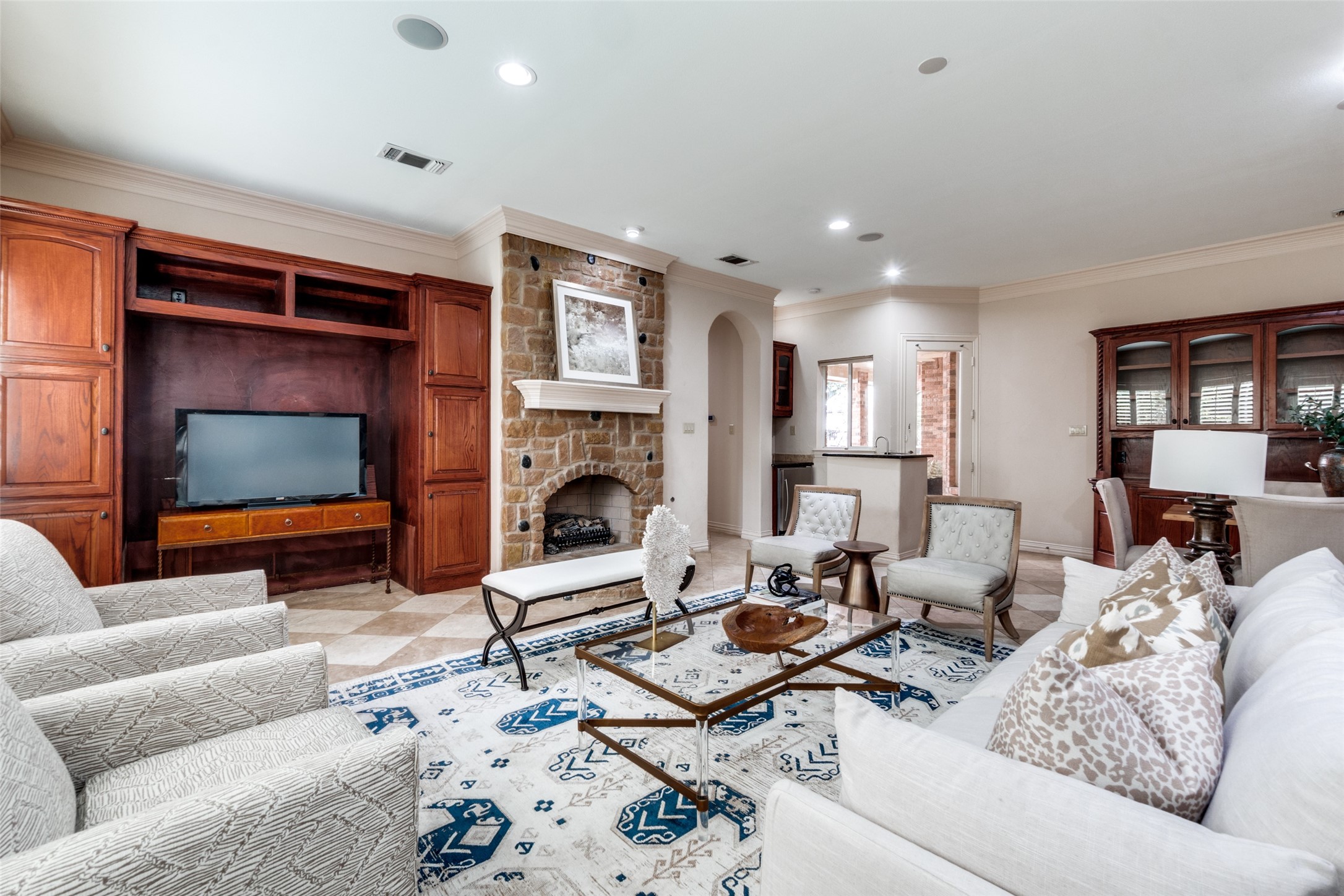 6131 Royalton Drive