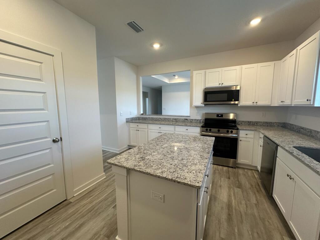 494 Arrowwood blvd Boulevard