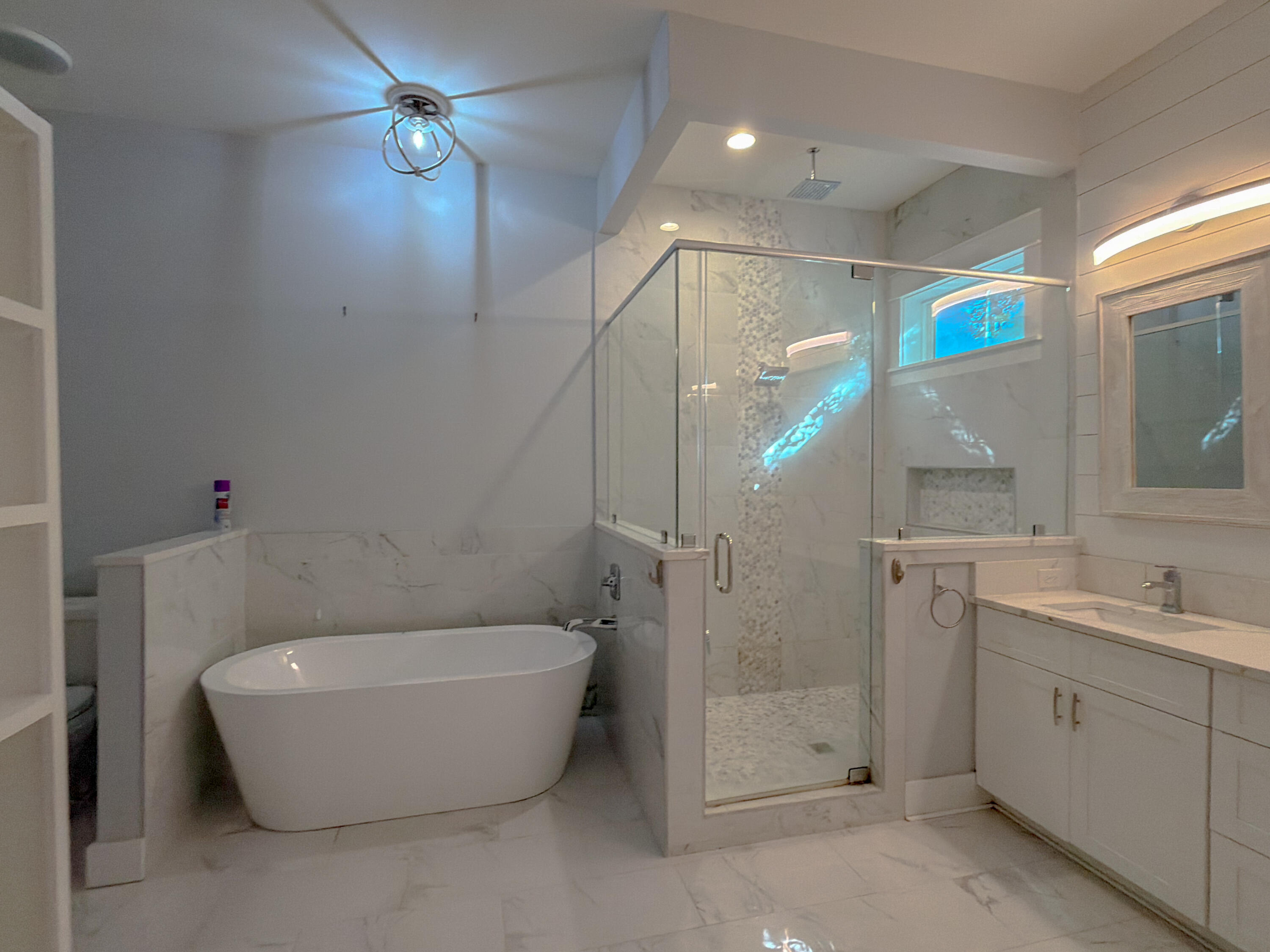 104 SW Second Avenue