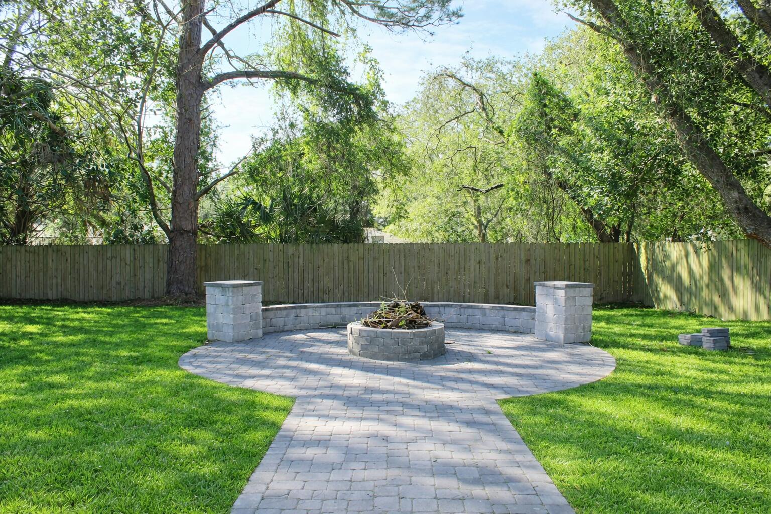 104 SW Second Avenue