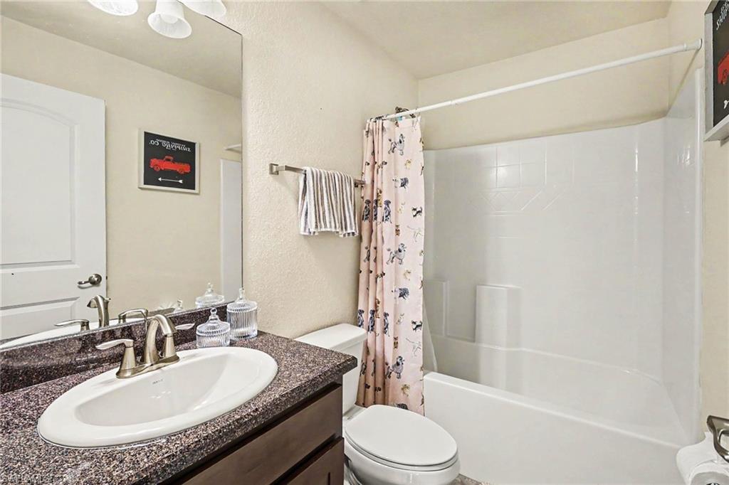 1223 NW 15th PL