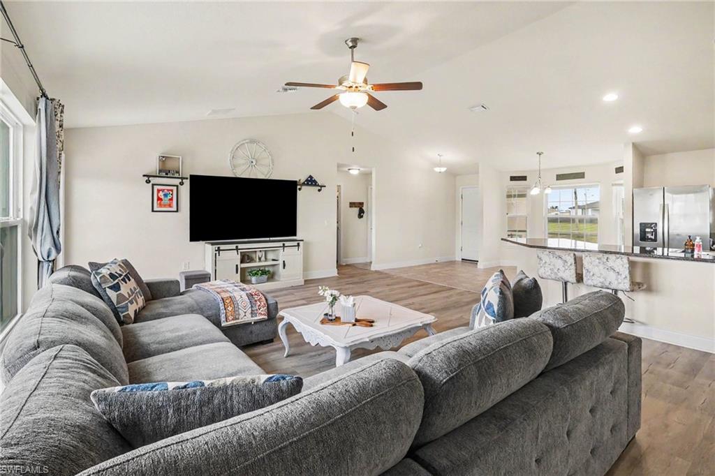 1223 NW 15th PL