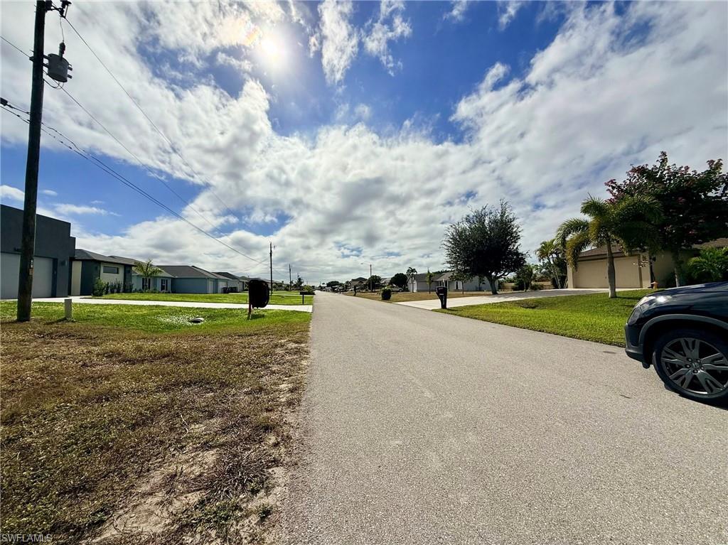 3431 SW 8th CT
