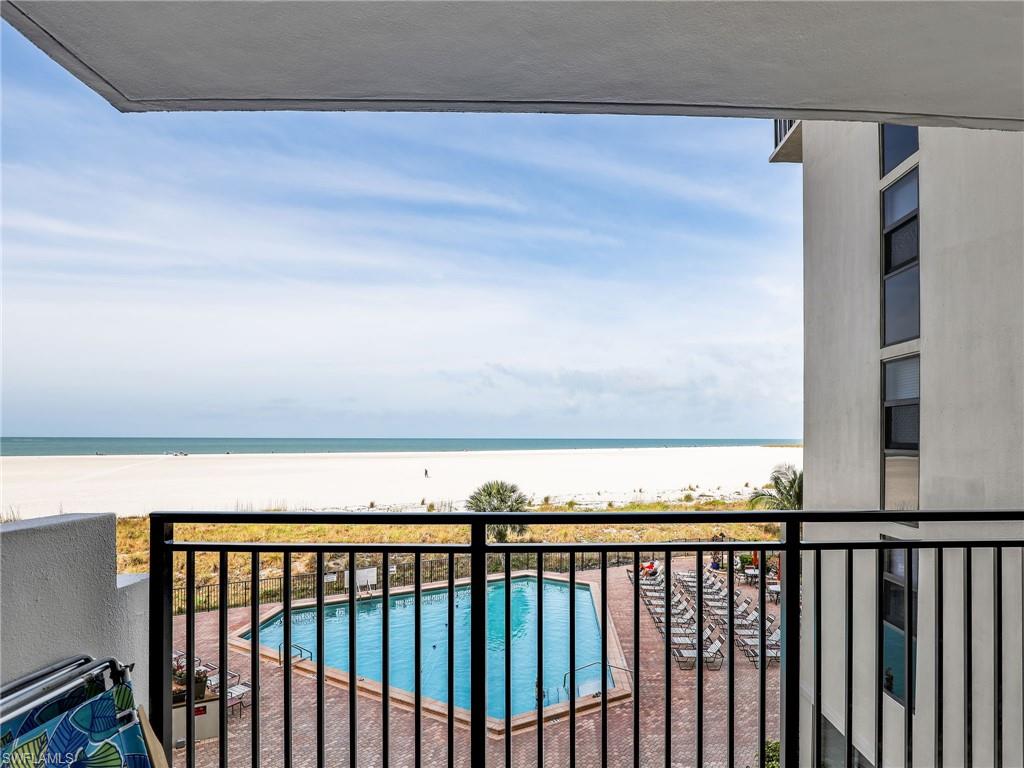 180 Seaview CT # 301