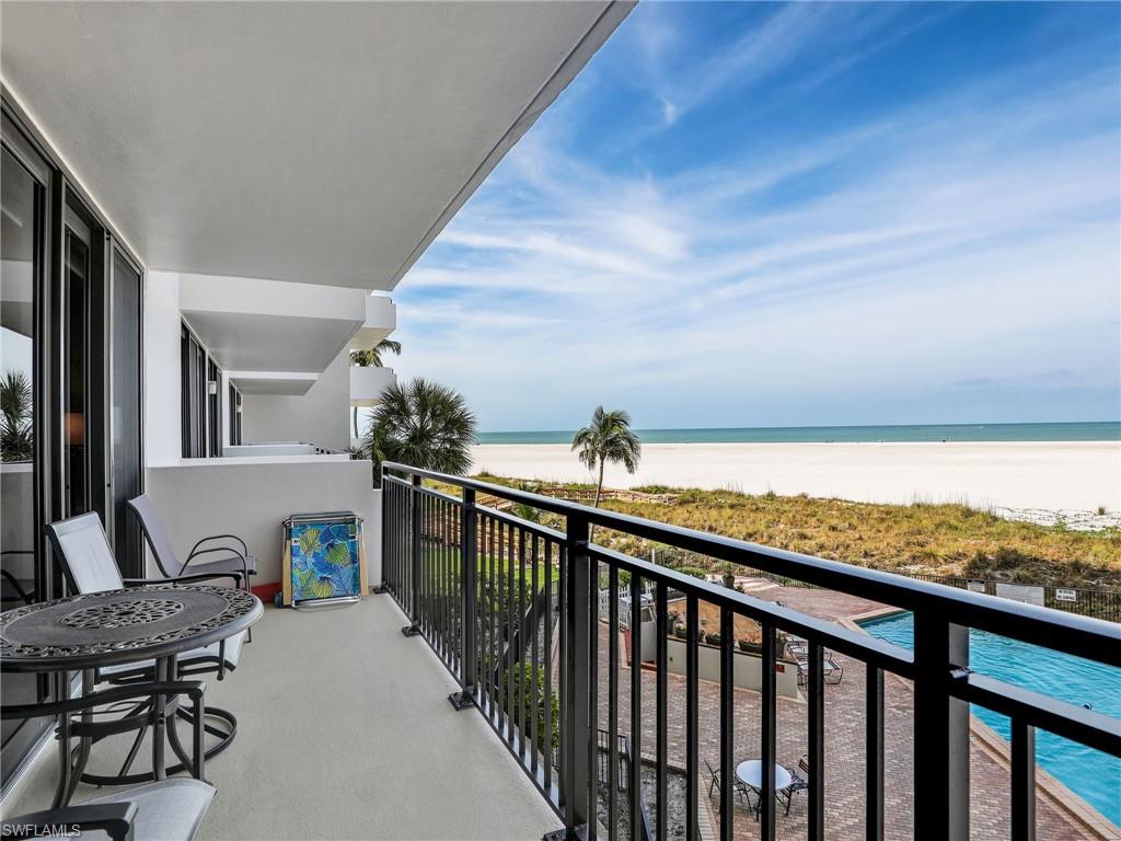 180 Seaview CT # 301