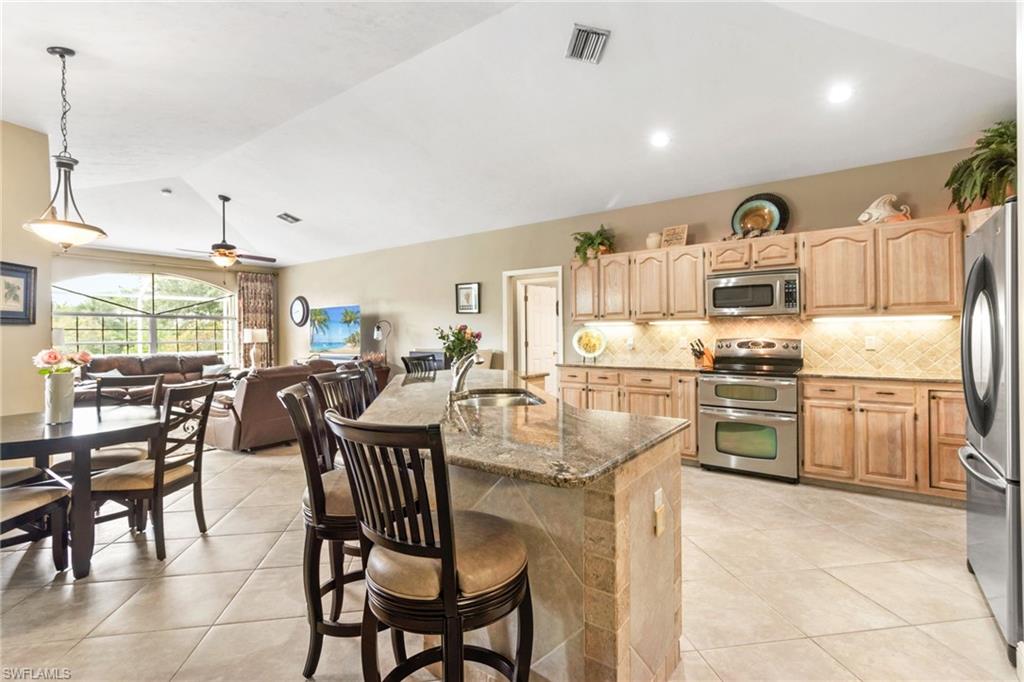 616 Hernando DR