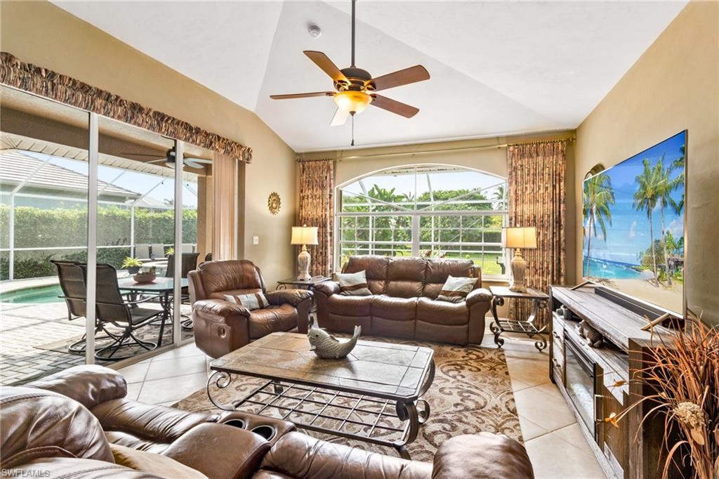 616 Hernando DR