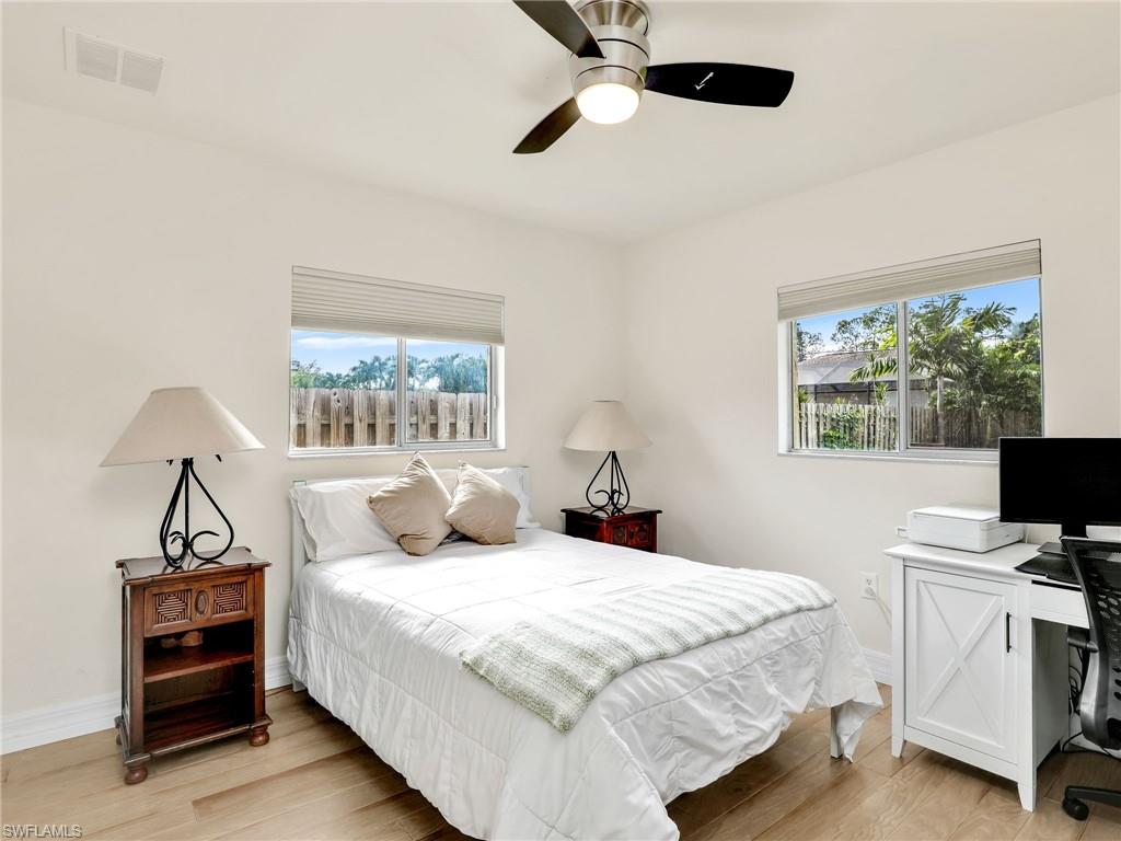 208 Mentor DR