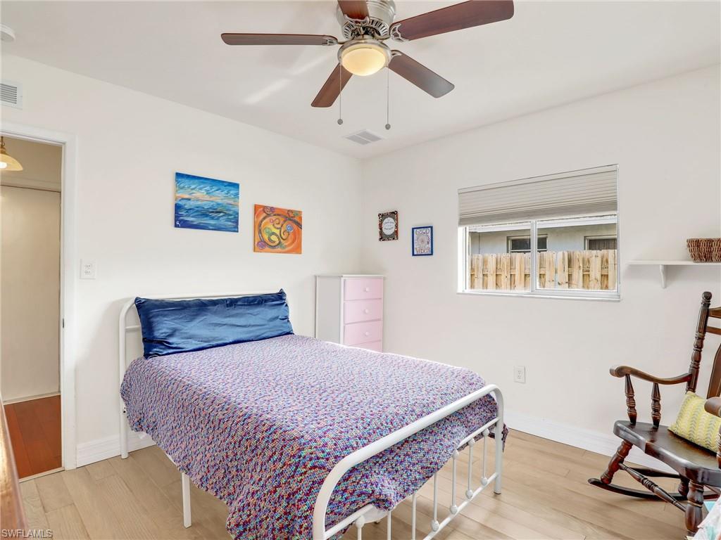 208 Mentor DR
