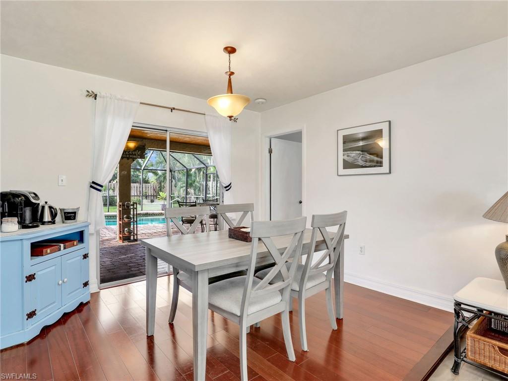 208 Mentor DR