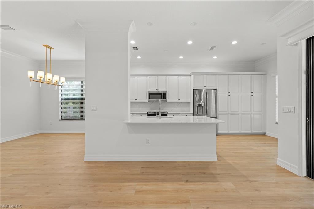 3167 Pacific DR