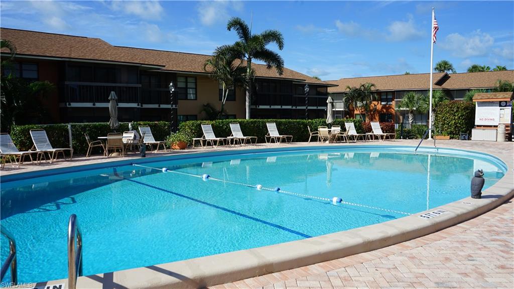 56 Greenbrier ST # 109 Unit: 2-109