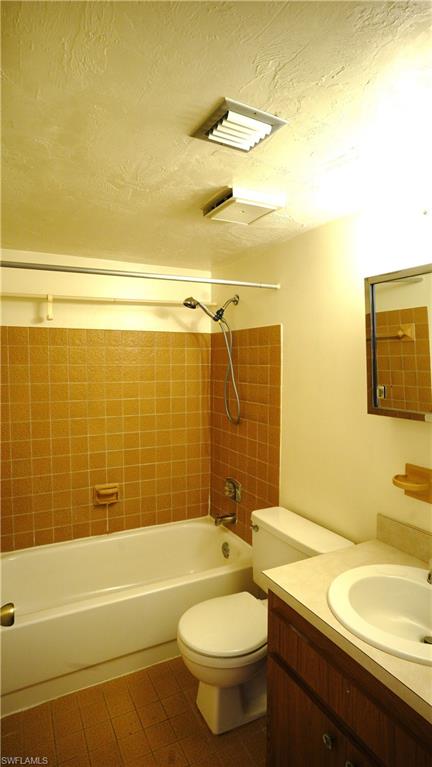 56 Greenbrier ST # 109 Unit: 2-109