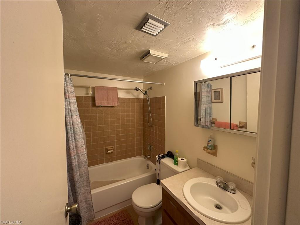 56 Greenbrier ST # 109 Unit: 2-109