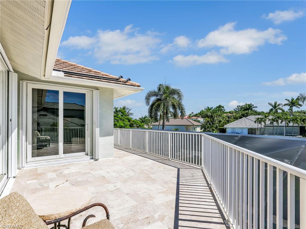 981 E Inlet DR