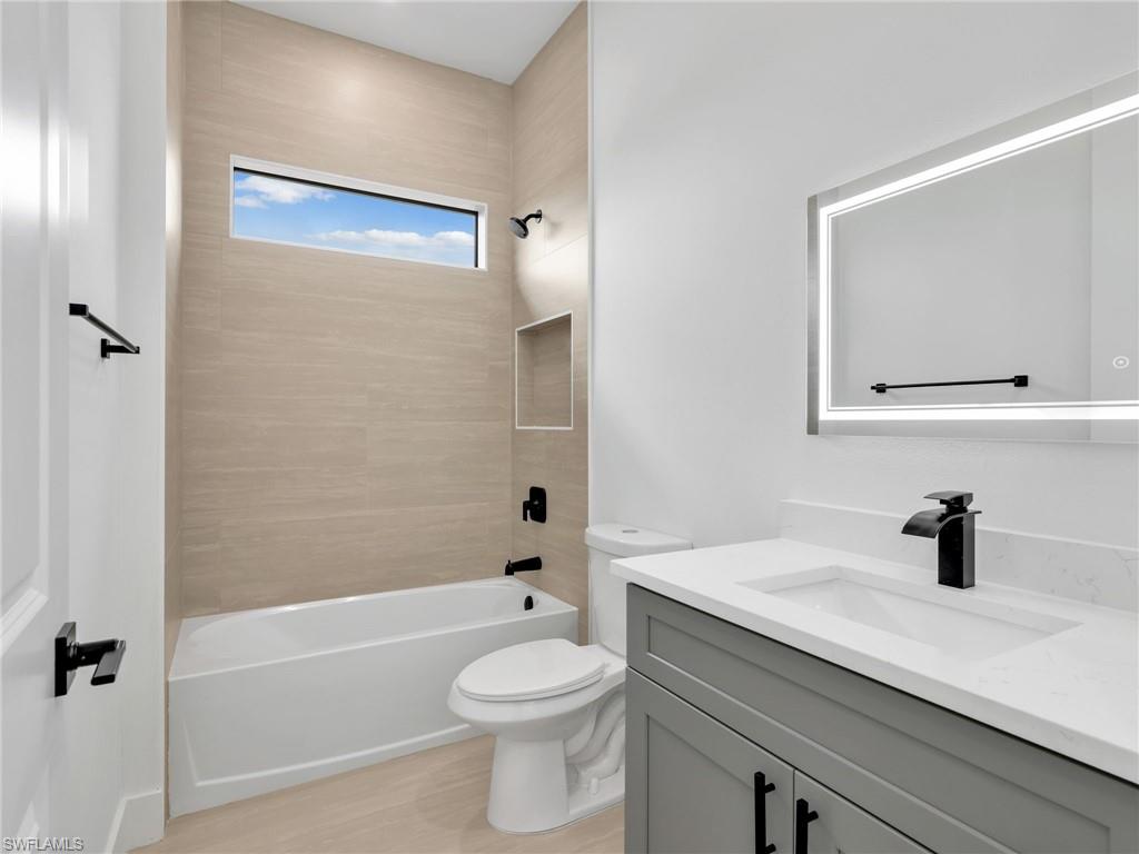 1624 NW 9th AVE, CAPE CORAL