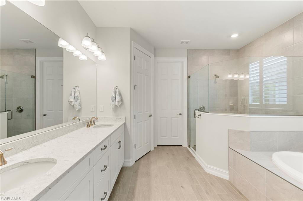 387 Grace Bay LN