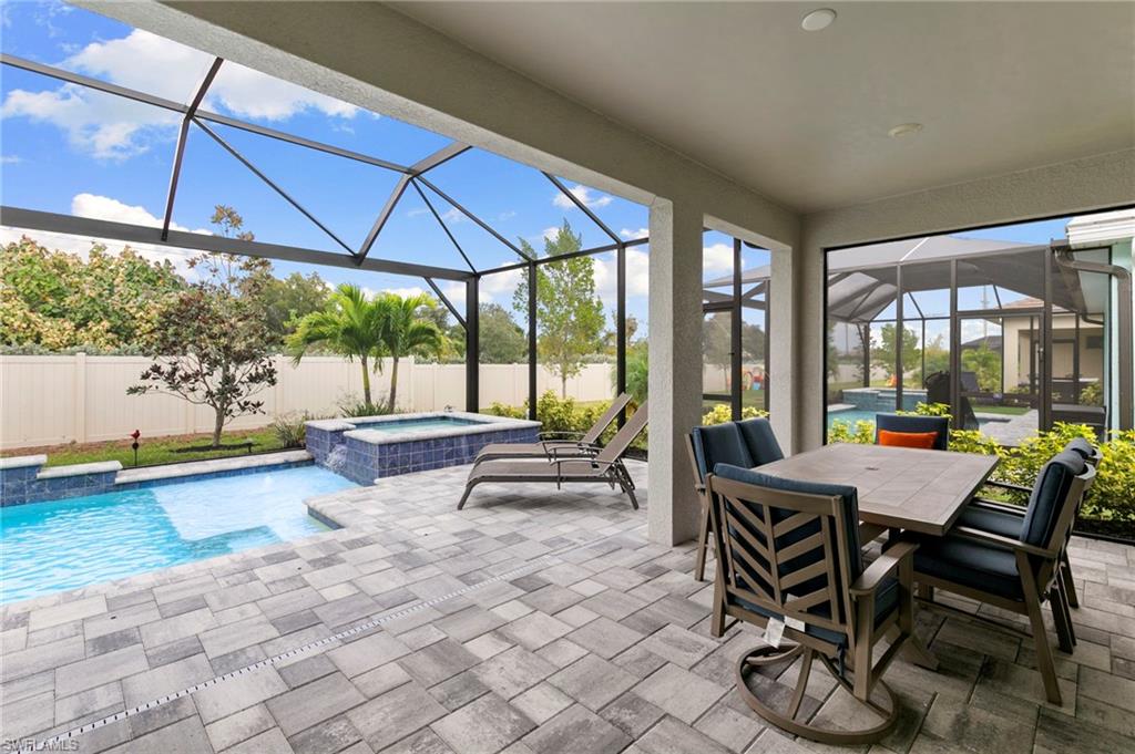 387 Grace Bay LN