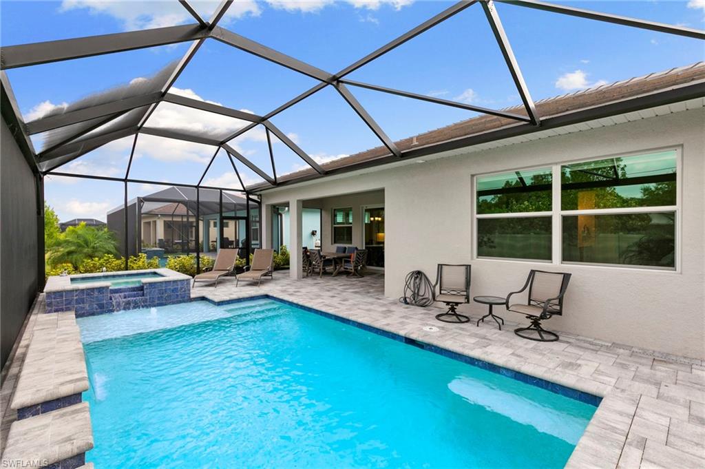 387 Grace Bay LN