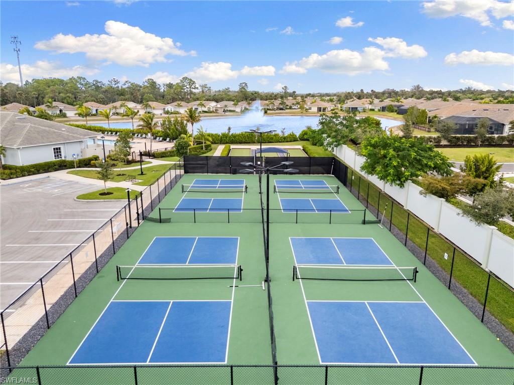 387 Grace Bay LN