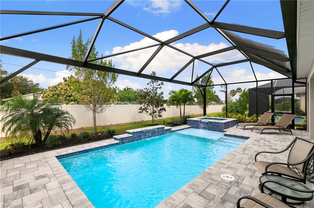 387 Grace Bay LN