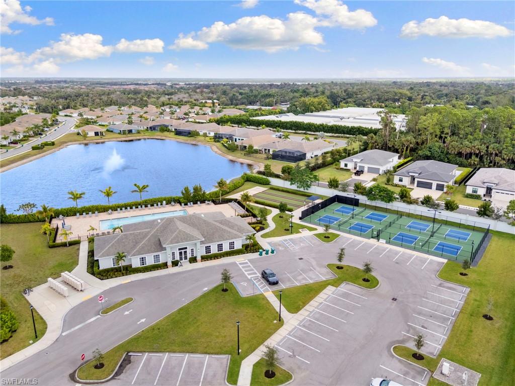 387 Grace Bay LN