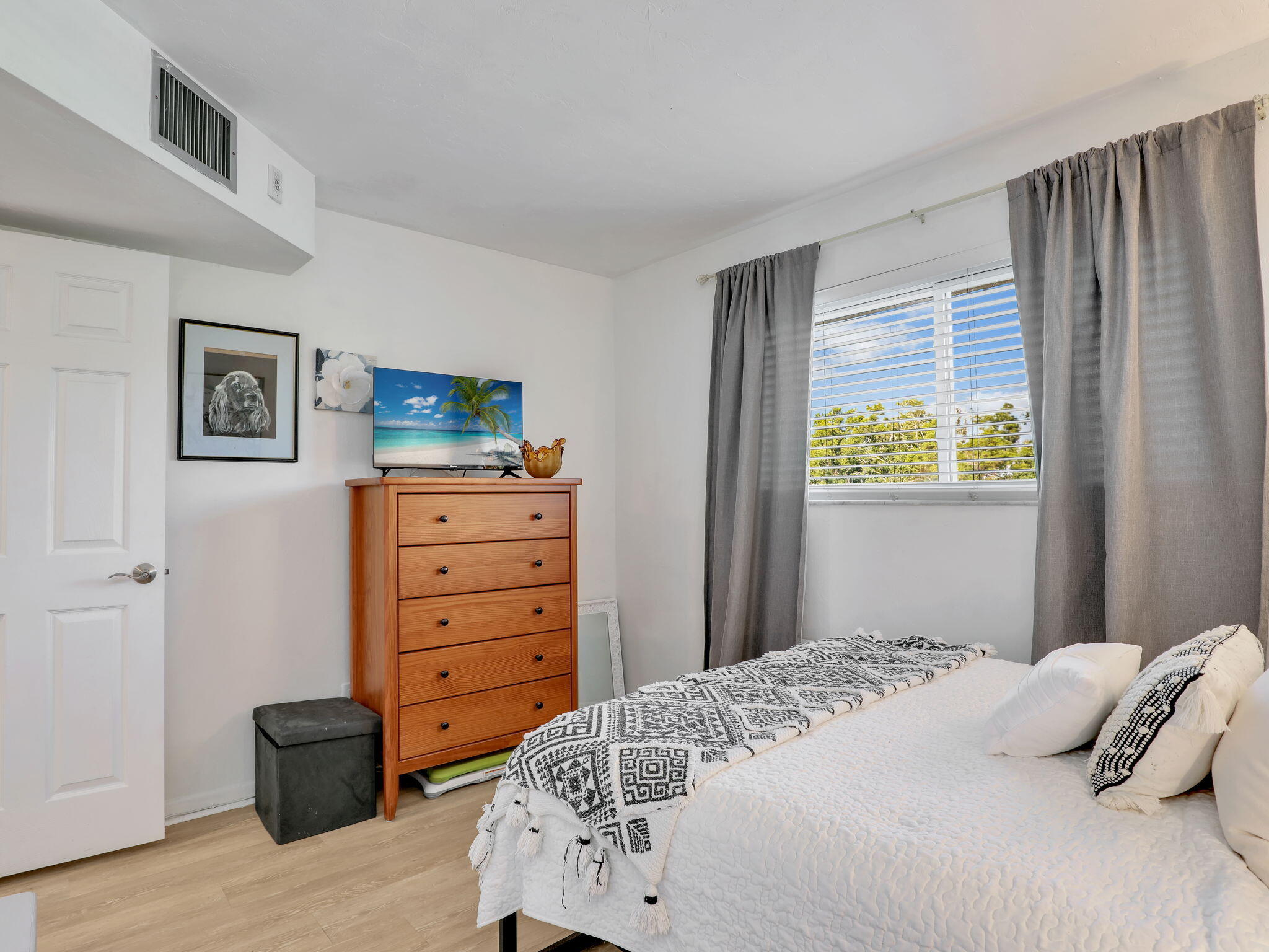 1004 MANATEE ROAD, H202