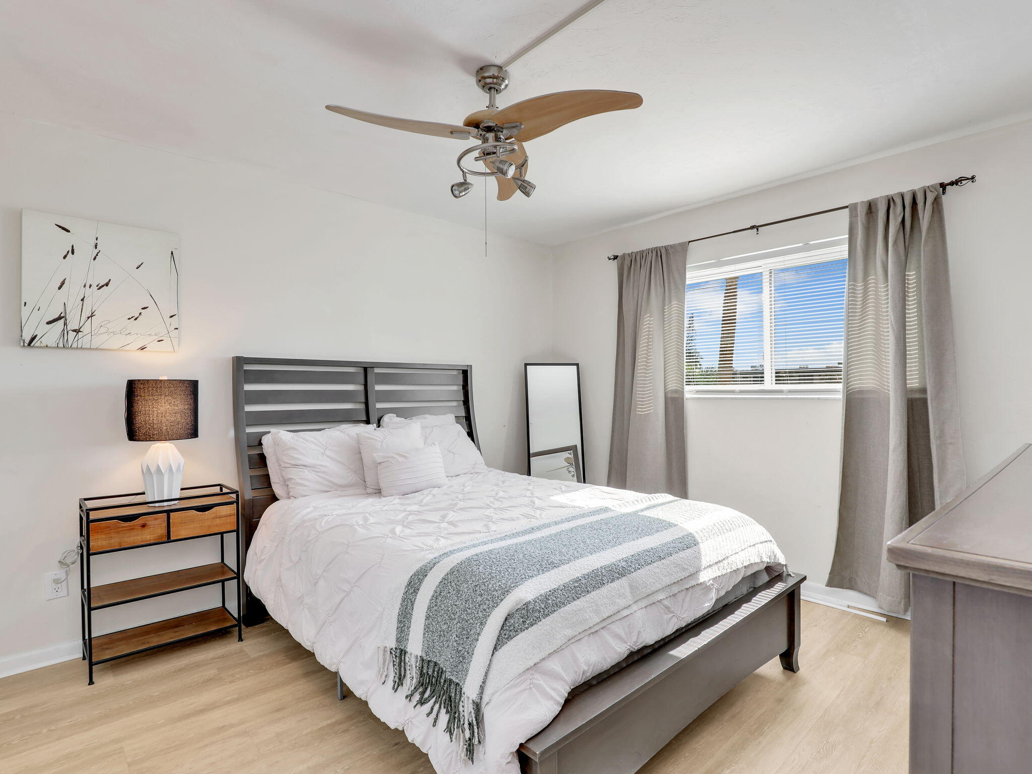 1004 MANATEE ROAD, H202