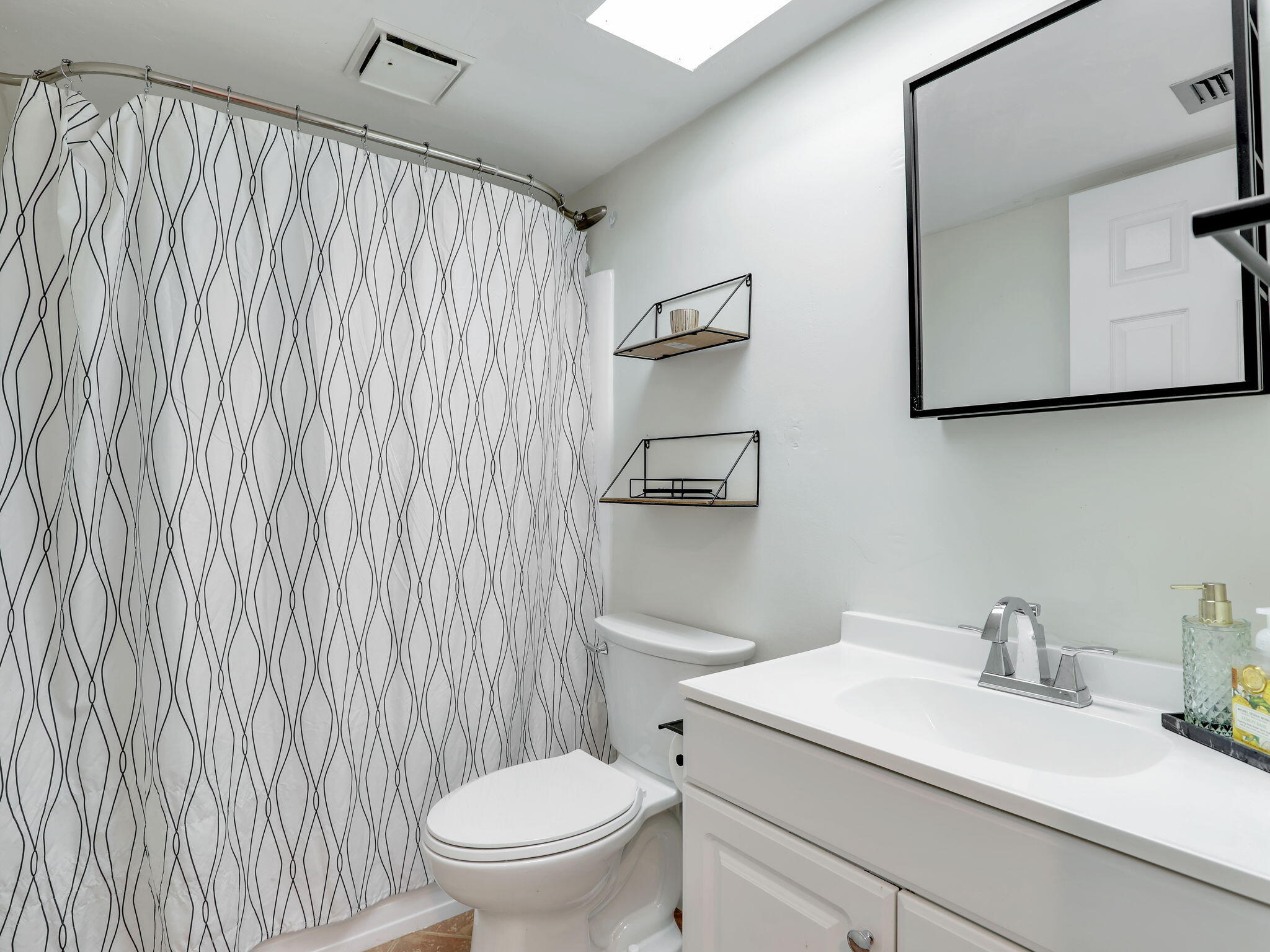 1004 MANATEE ROAD, H202