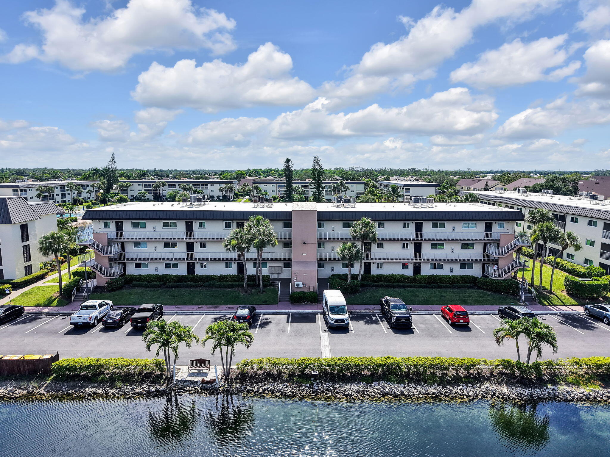 1004 MANATEE ROAD, H202