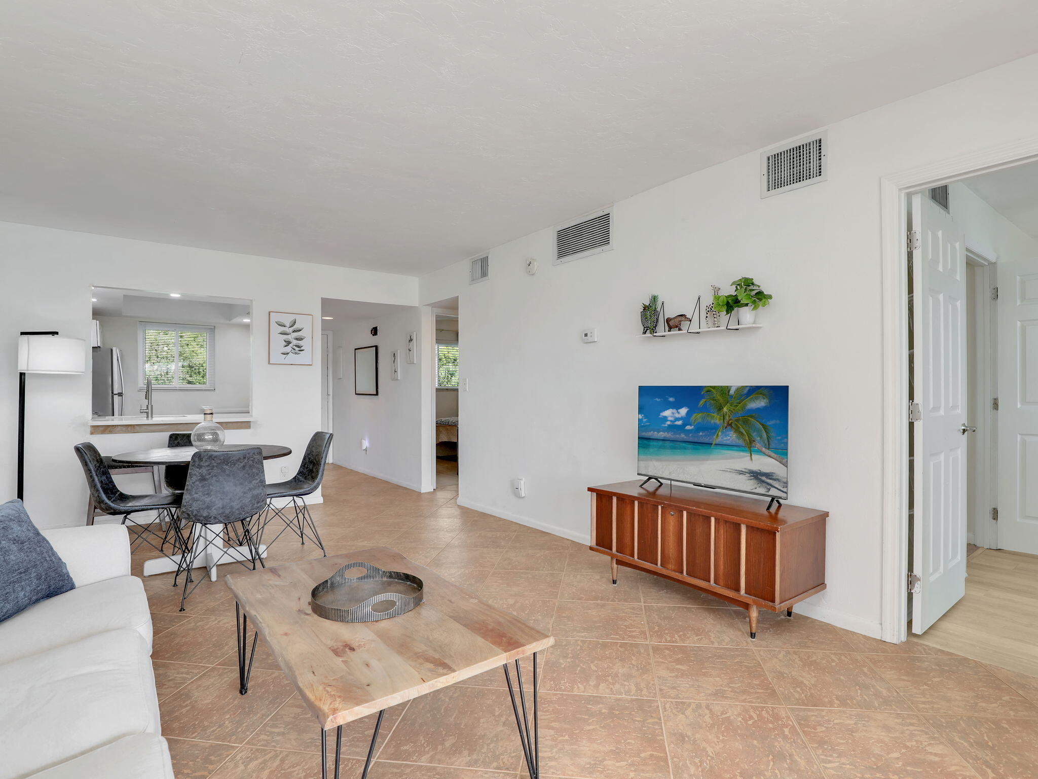 1004 MANATEE ROAD, H202