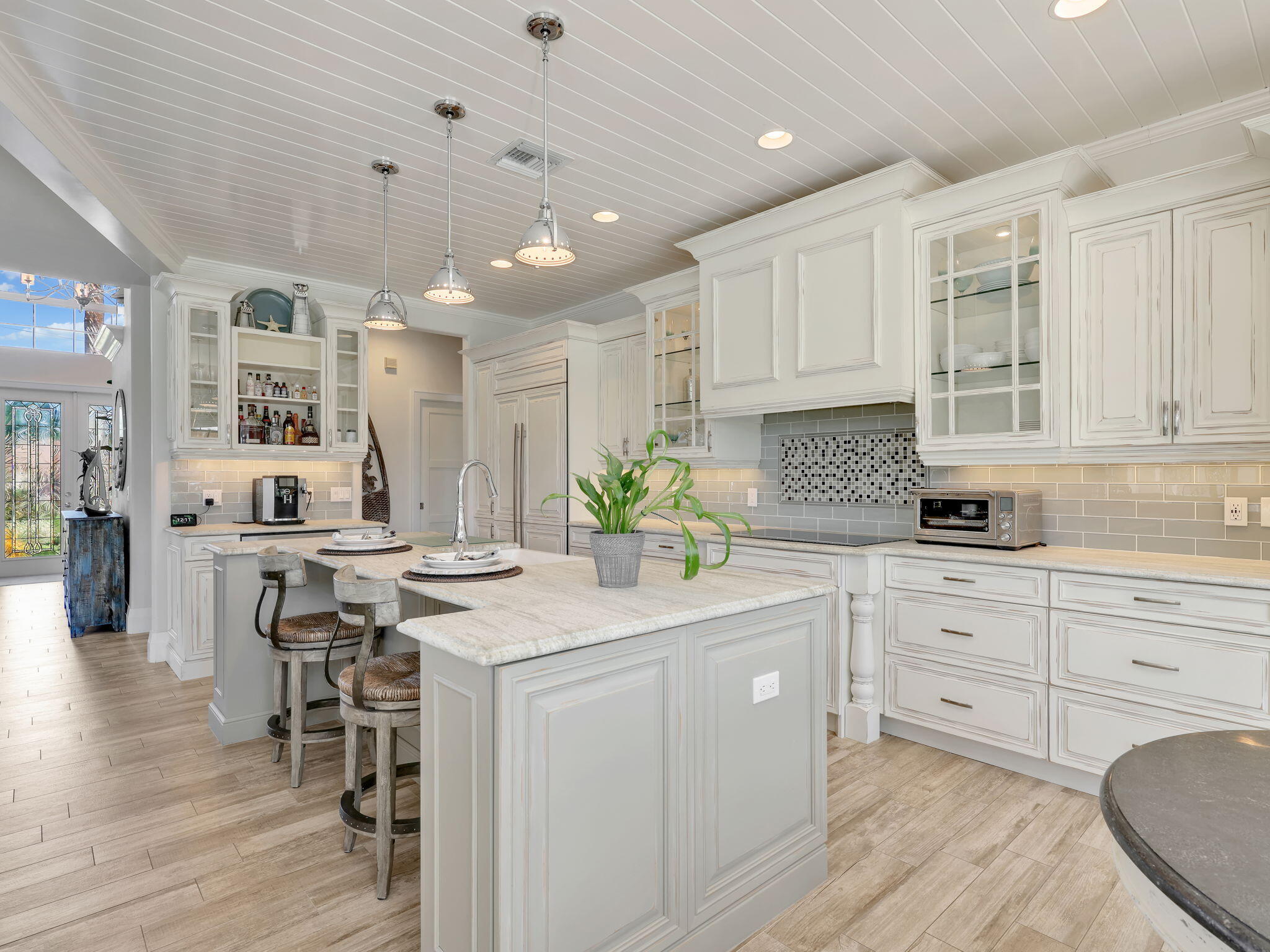 981 E INLET DRIVE